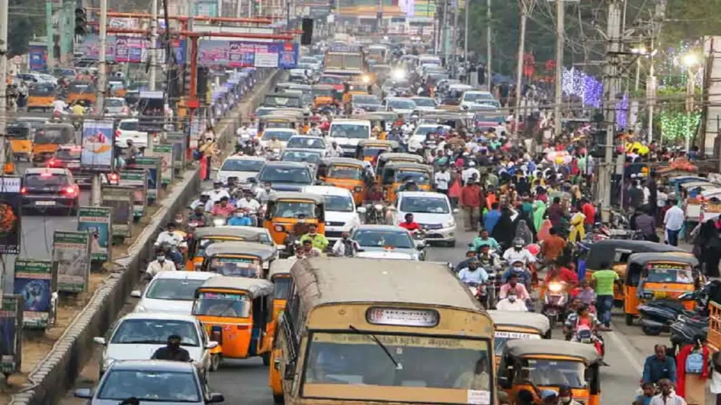 Tamil News Continuous holiday Traffic congestion due to people invading their hometowns
