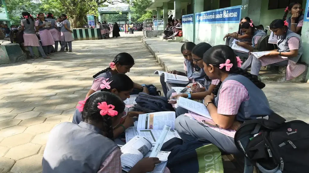 Tamilnadu News Due to the storm there is a possibility of postponing the mid-term exam